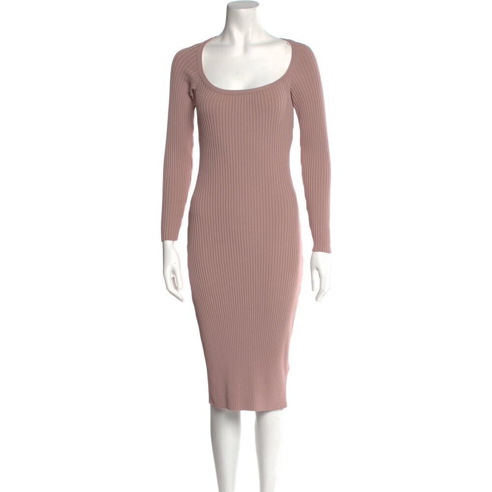 ASTR scoop neck midi mauve dress size M